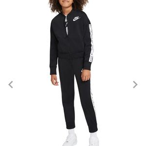 KIDS UNISEX NIKE ATHLETIC TRACKSUITS BLACK ZIP UP JACKET SIZE LARGE